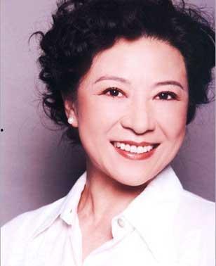 闫淑萍个人资料,才华横溢的艺术家，人生轨迹与成就概述